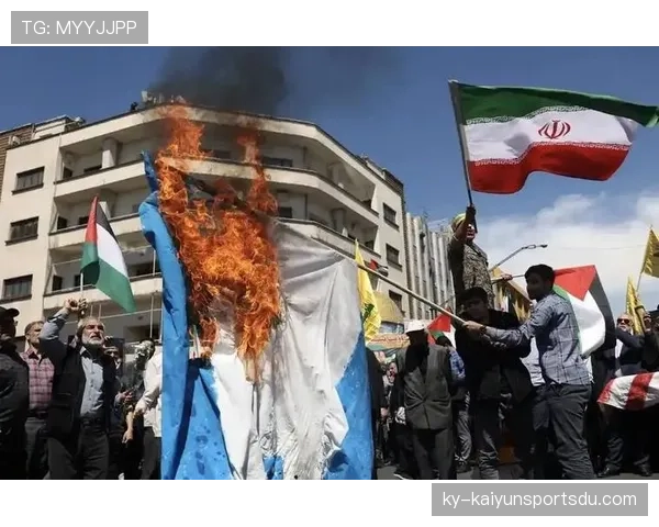 瓦伦西亚球迷抗议持续，球队凝聚力面临考验，当前赛季表现受到制约