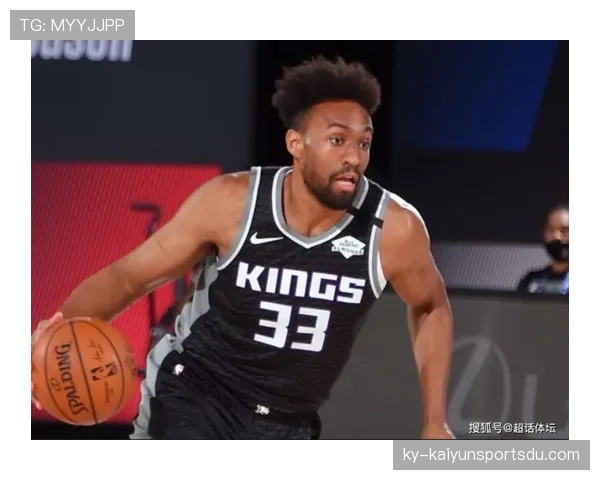 里克·巴里无球跑位效率优于同年代得分手，提升球队进攻活力