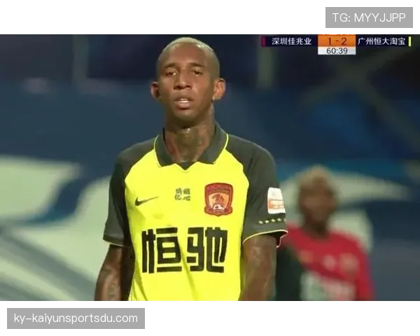 张琳芃边路高位压制撕开防线,本赛季角色转变强化防守稳定性 张琳芃边路高位压制撕开防线,本赛季角色转变强化防守稳定性